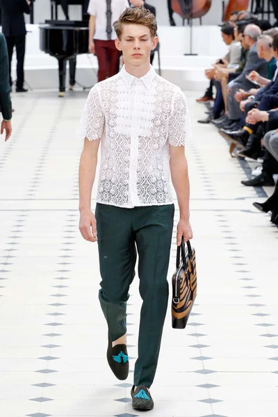Look 42